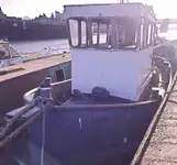 Буксирний човен на продаж