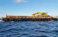 Баржа на продаж