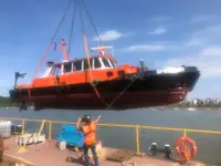 Оглядове судно на продаж