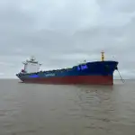 Контейнерний корабель на продаж