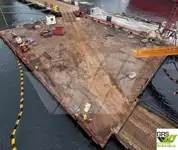 Баржа на продаж