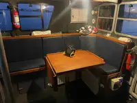 Катамаран на продаж