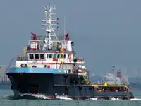 Буксирний човен на продаж