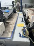 Баржа на продаж