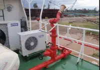 Контейнерний корабель на продаж