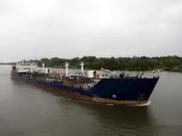 Нафтовий танкер, Хімічний танкер на продаж