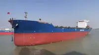 Контейнерний корабель на продаж