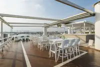 Баржа на продаж