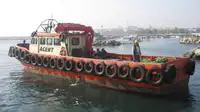 Буксирний човен на продаж